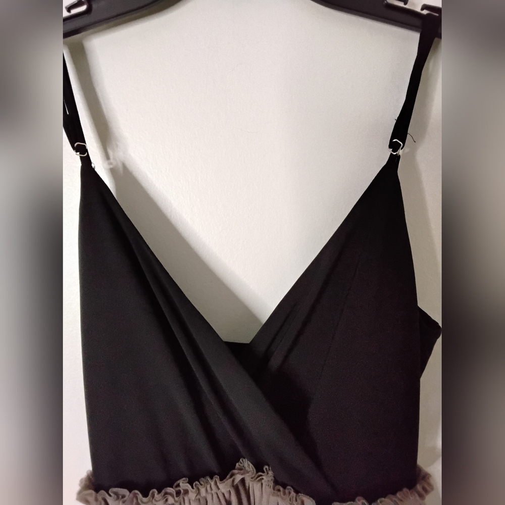 Leith Black and Tan Asymmetrical Dress - Picture 3 of 11